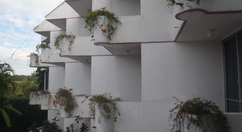 Capital O Hotel Hacienda Del Rio Oaxtepec Exterior foto