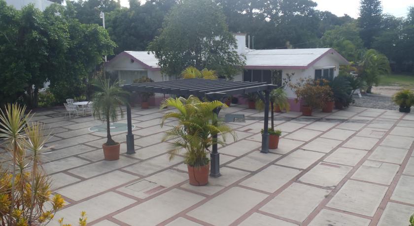 Capital O Hotel Hacienda Del Rio Oaxtepec Exterior foto
